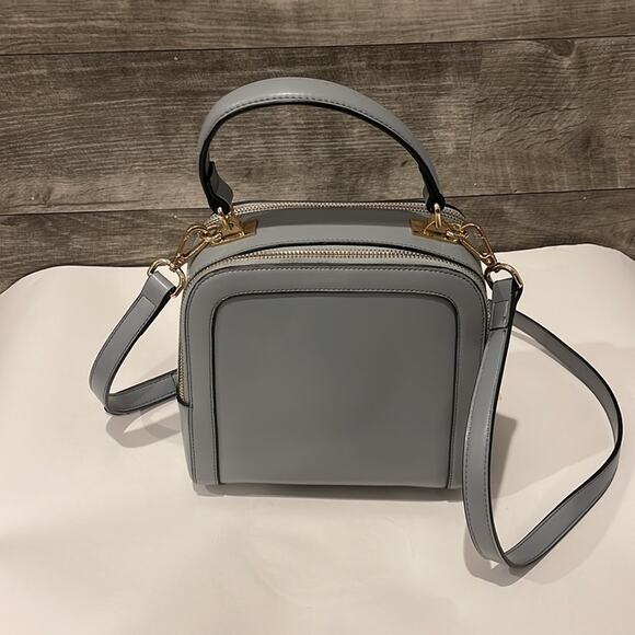 Kadell leather handle purse with detachable strap like new without Tag - Picture 4 of 7